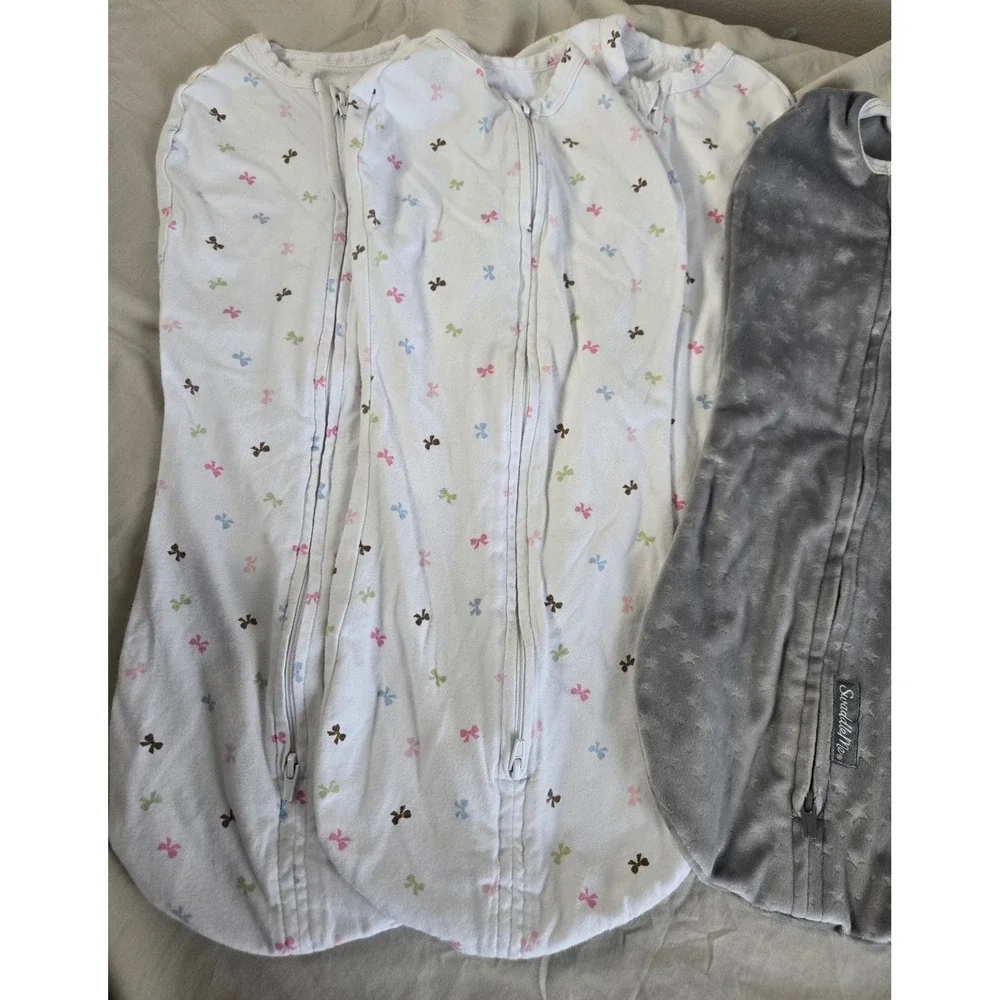 SwaddleMe pod infant